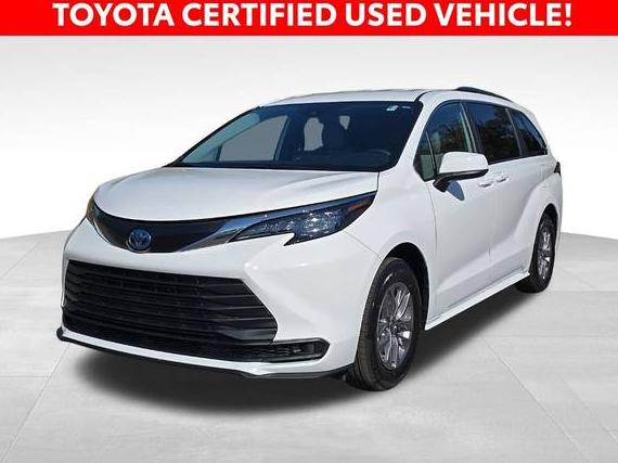 TOYOTA SIENNA 2025 5TDKSKFC4SS210939 image