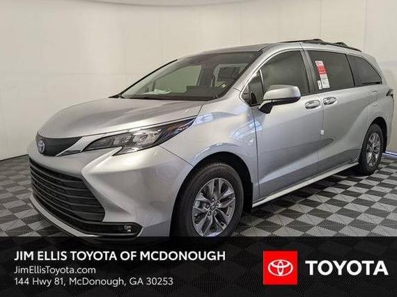 TOYOTA SIENNA 2025 5TDYRKEC8SS265806 image