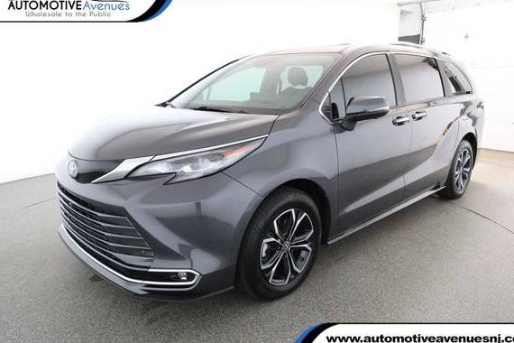 TOYOTA SIENNA 2025 5TDESKFC0SS173952 image