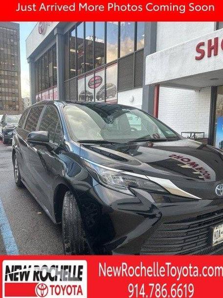 TOYOTA SIENNA 2025 5TDBRKEC1SS248237 image TOYOTA SIENNA 2025 5TDBRKEC1SS248237 image