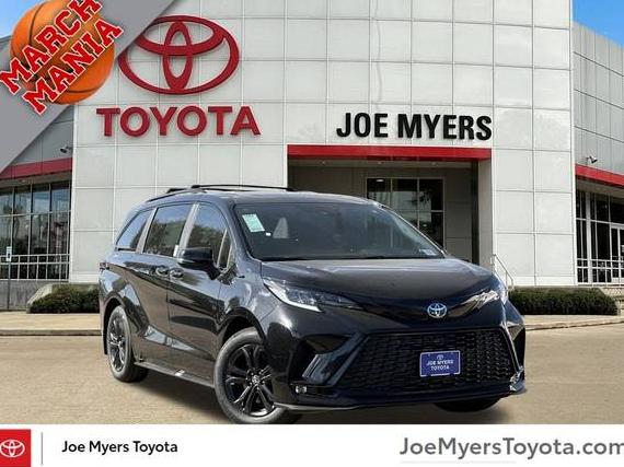 TOYOTA SIENNA 2025 5TDCSKFC6SS178225 image