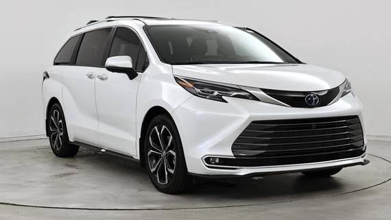 TOYOTA SIENNA 2025 5TDERKEC8SS231187 image
