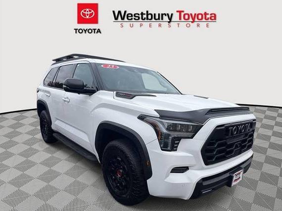 TOYOTA SEQUOIA 2023 7SVAAABA1PX009388 image