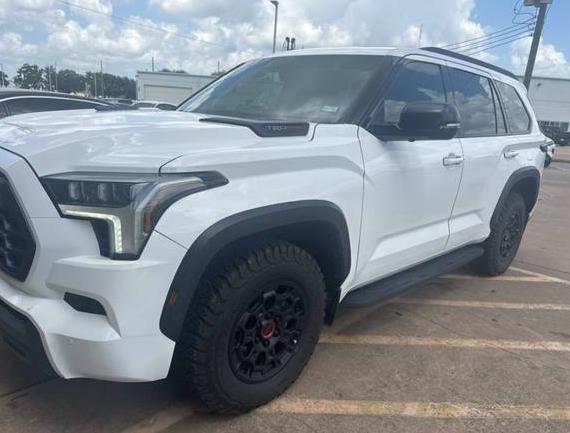 TOYOTA SEQUOIA 2023 7SVAAABA1PX008936 image