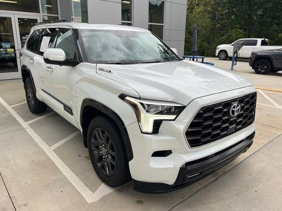 TOYOTA SEQUOIA 2023 7SVAAABA2PX017743 image