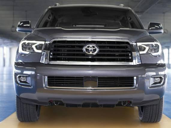 TOYOTA SEQUOIA 2019 5TDKY5G14KS073417 image