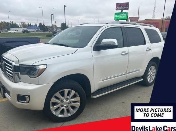 TOYOTA SEQUOIA 2018 5TDDY5G13JS159017 image