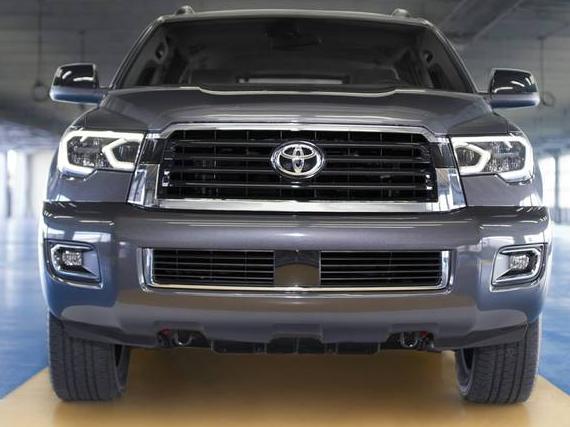 TOYOTA SEQUOIA 2018 5TDJY5G15JS164819 image