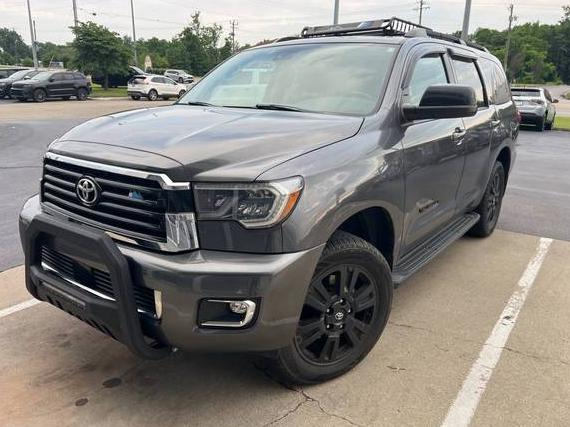TOYOTA SEQUOIA 2018 5TDBY5G16JS161433 image