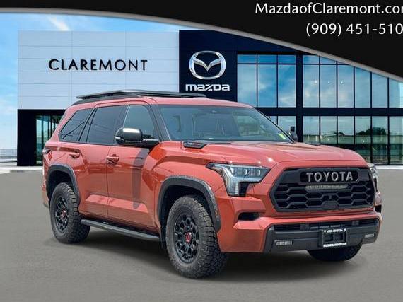TOYOTA SEQUOIA 2024 7SVAAABAXRX032719 image