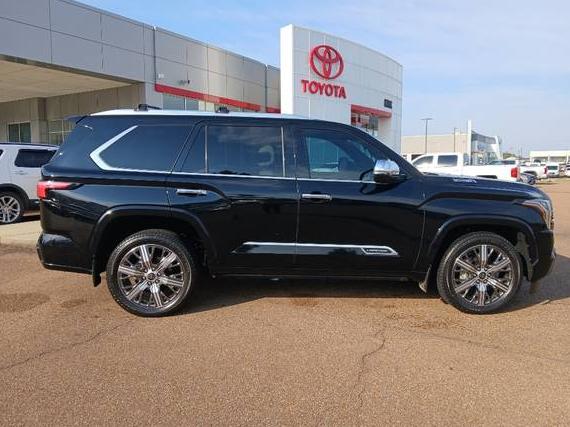 TOYOTA SEQUOIA 2024 7SVAAABA8RX022996 image