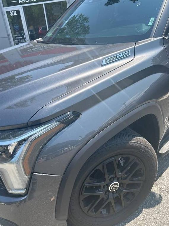 TOYOTA SEQUOIA 2024 7SVAAABA0RX031708 image