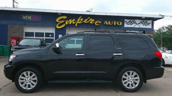 TOYOTA SEQUOIA 2011 5TDDW5G13BS040164 image