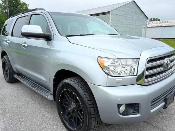 TOYOTA SEQUOIA 2013 5TDJY5G18DS073614 image
