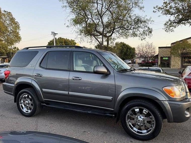 TOYOTA SEQUOIA 2005 5TDZT34A35S252963 image