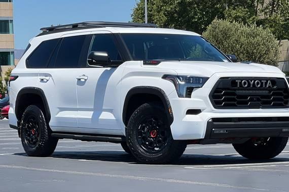 TOYOTA SEQUOIA 2025 7SVAAABA7SX049323 image
