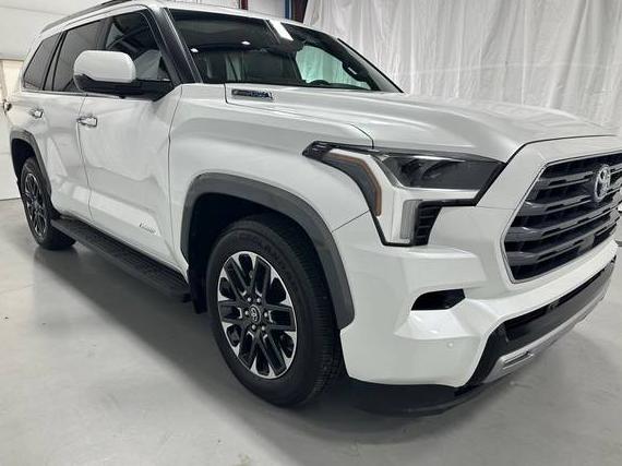 TOYOTA SEQUOIA 2025 7SVAAABA2SX061847 image