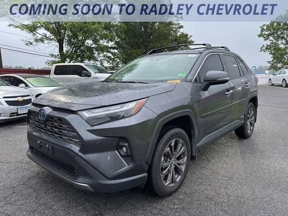 TOYOTA RAV4 2023 JTMD6RFVXPD097654 image
