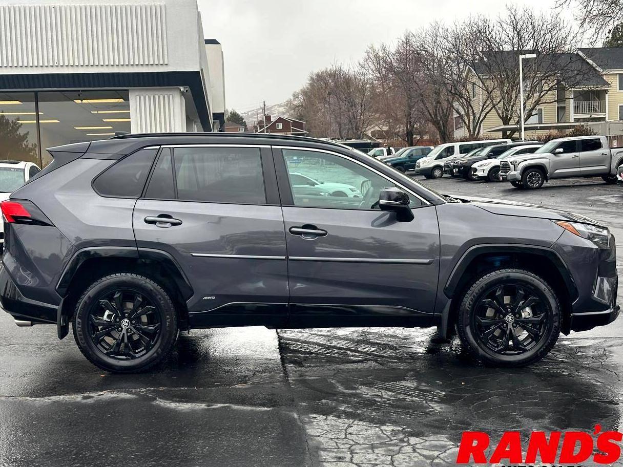 TOYOTA RAV4 2023 2T3E6RFV2PW040517 image