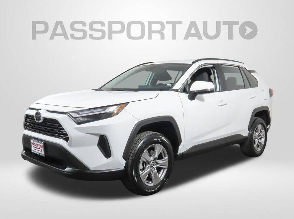 TOYOTA RAV4 2023 2T3P1RFV4PW377178 image