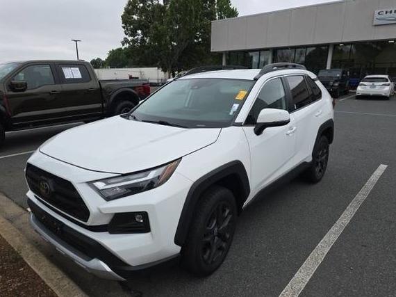 TOYOTA RAV4 2023 2T3J1RFV4PW376182 image