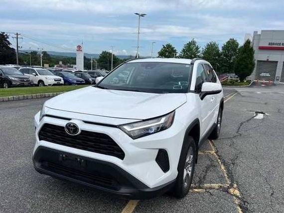 TOYOTA RAV4 2023 2T3P1RFVXPW354147 image