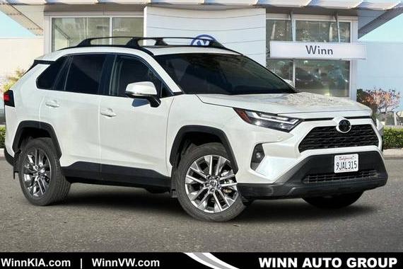 TOYOTA RAV4 2023 2T3C1RFV3PW289656 image