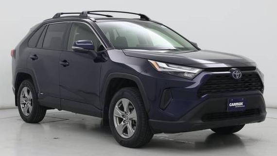 TOYOTA RAV4 2023 JTMRWRFV8PD183874 image