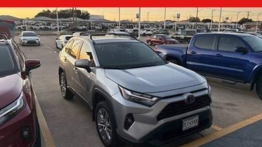 TOYOTA RAV4 2023 2T3C1RFV8PW292617 image