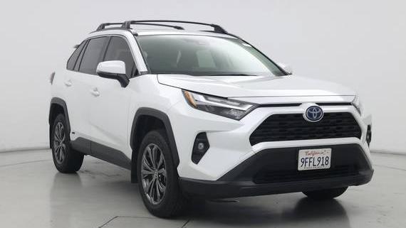 TOYOTA RAV4 2023 JTMB6RFV8PD085283 image