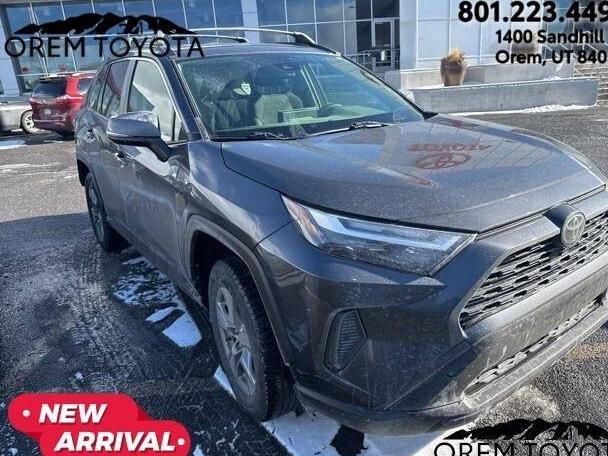 TOYOTA RAV4 2023 JTMP1RFV0PJ040604 image