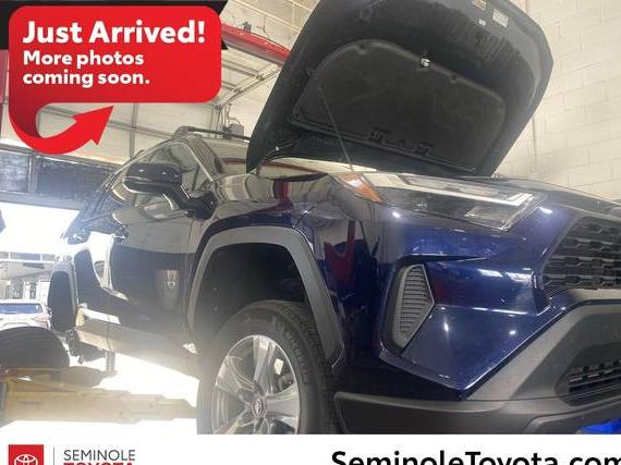 TOYOTA RAV4 2023 2T3P1RFV6PW378249 image