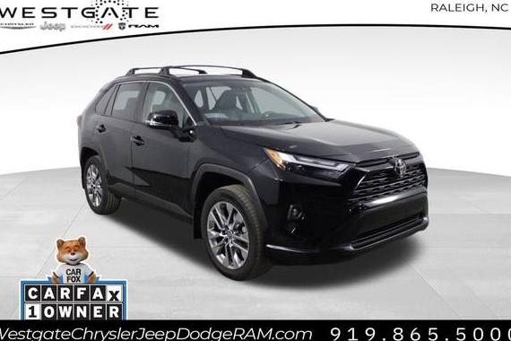 TOYOTA RAV4 2023 2T3A1RFV3PC383089 image