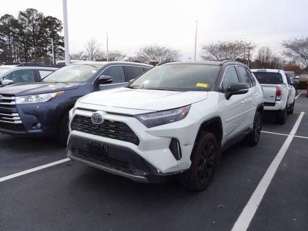 TOYOTA RAV4 2023 2T3E6RFV5PW039488 image