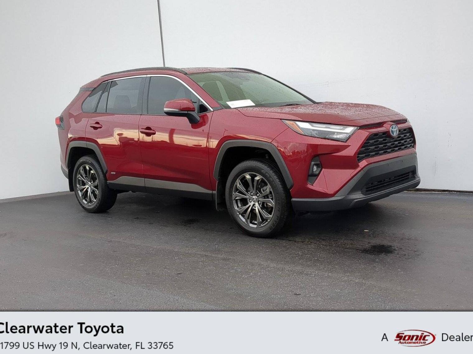 TOYOTA RAV4 2023 JTMB6RFV8PD096235 image