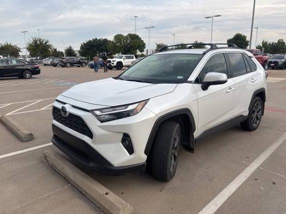 TOYOTA RAV4 2023 JTMB6RFV9PD086796 image