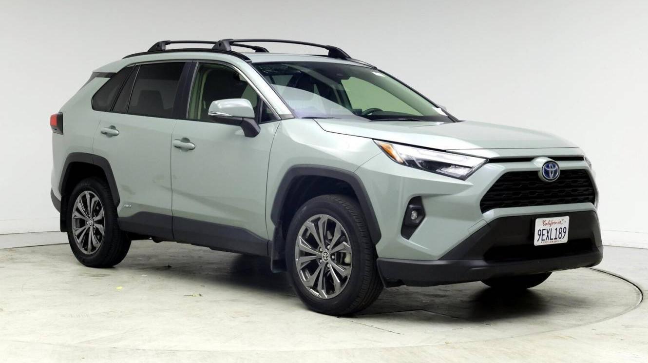 TOYOTA RAV4 2023 JTMB6RFV2PD538121 image