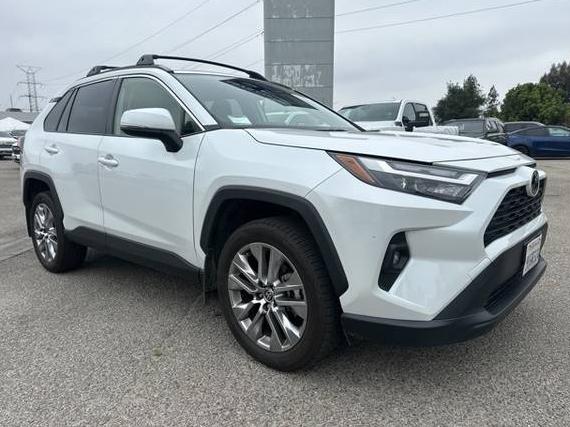 TOYOTA RAV4 2023 JTMC1RFV2PD101674 image