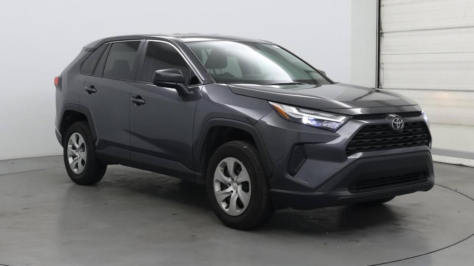 TOYOTA RAV4 2023 2T3H1RFV6PW288328 image