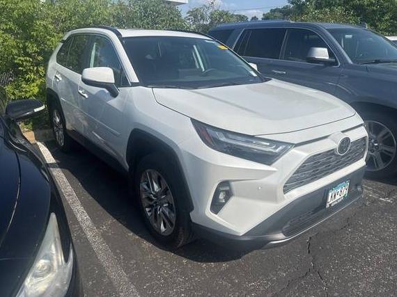 TOYOTA RAV4 2023 2T3N1RFV3PW403681 image