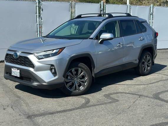 TOYOTA RAV4 2023 JTMB6RFV8PD105337 image