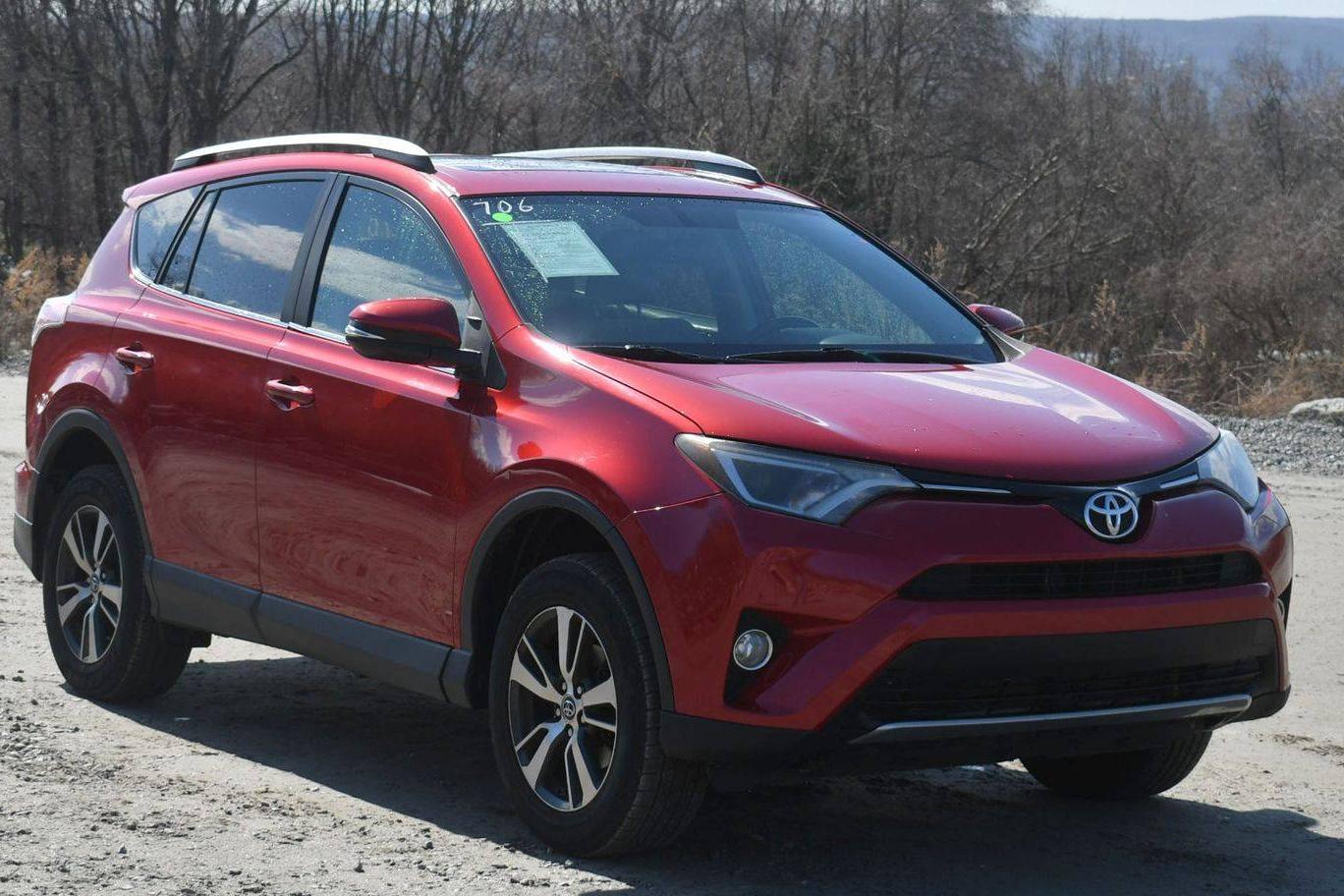 TOYOTA RAV4 2016 2T3RFREV5GW499706 image