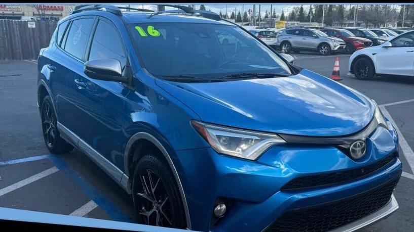 TOYOTA RAV4 2016 JTMNFREV6GJ064710 image