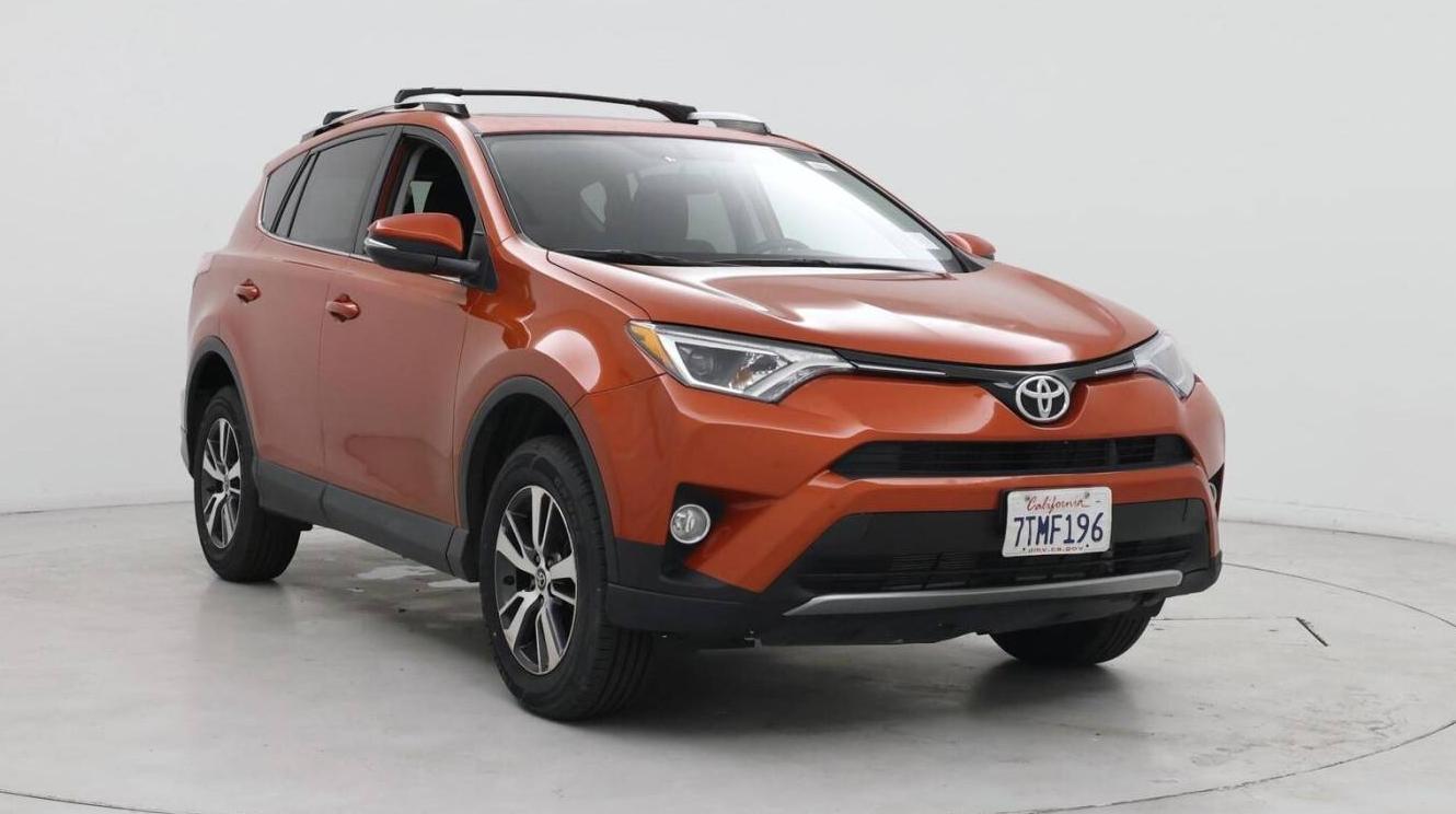 TOYOTA RAV4 2016 JTMWFREV8GJ092626 image