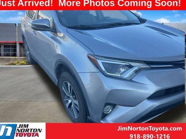 TOYOTA RAV4 2016 2T3RFREV2GW429550 image