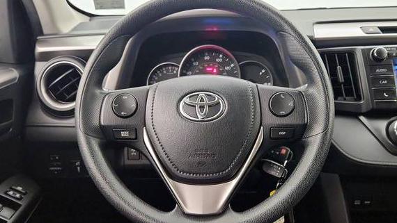 TOYOTA RAV4 2016 JTMBFREV5GJ089360 image