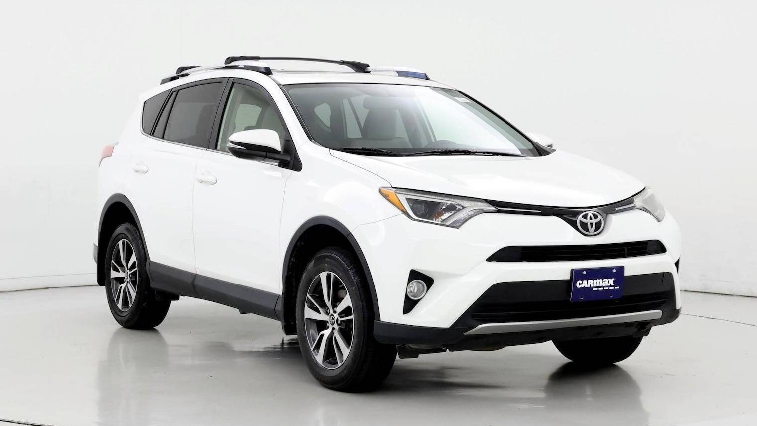 TOYOTA RAV4 2016 JTMWFREV2GJ064854 image