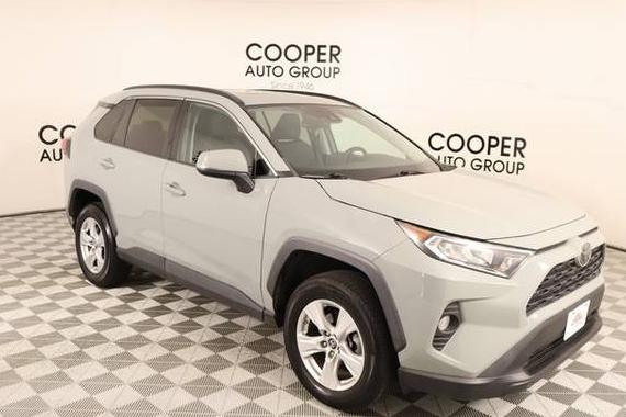 TOYOTA RAV4 2019 2T3W1RFV2KW015659 image