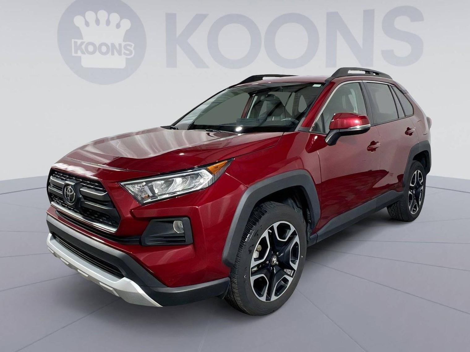 TOYOTA RAV4 2019 2T3J1RFV4KW029721 image