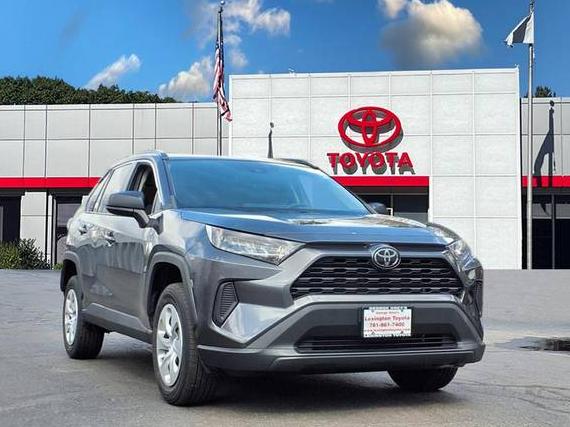 TOYOTA RAV4 2019 2T3F1RFV8KC050417 image